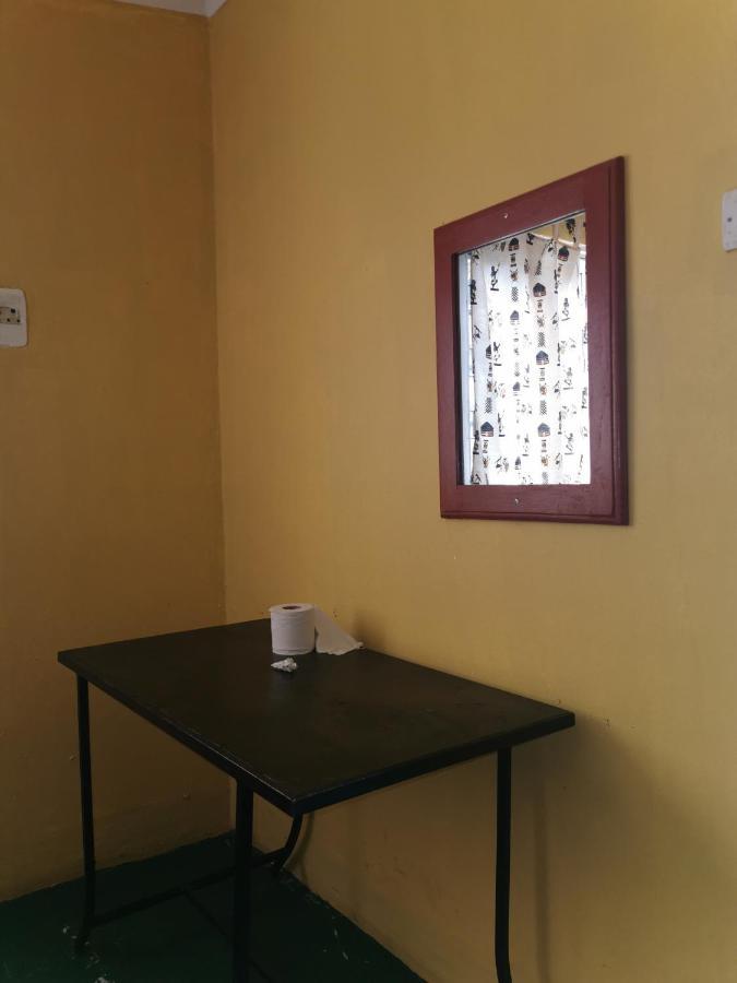 Ibrahim Garden Hostel Аруша Екстер'єр фото