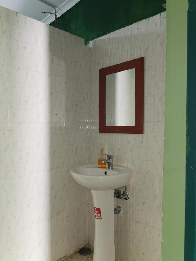 Ibrahim Garden Hostel Аруша Екстер'єр фото