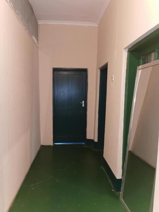 Ibrahim Garden Hostel Аруша Екстер'єр фото
