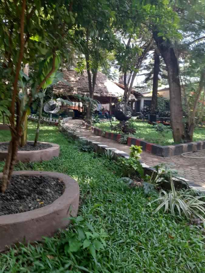 Ibrahim Garden Hostel Аруша Екстер'єр фото